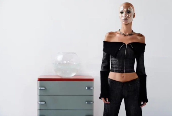 Bu dəfə yadplanetli oldu - FOTOLAR